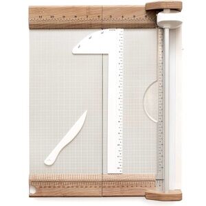 We R Memory Keepers Premium Paper Trimmer, Score Board, Lighted NEW IN BOX